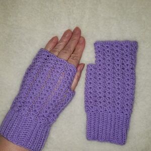 Purple Crochet Fingerless Gloves